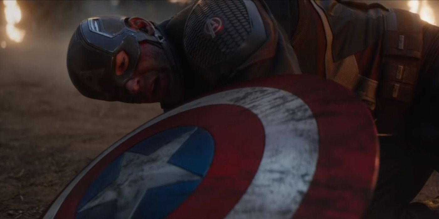 Captain America holding his shield in Endgame.
