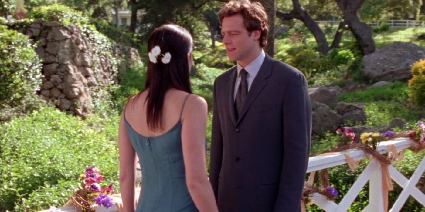 Christopher and Lorelai talking at Sookie's wedding on Gilmore Girls