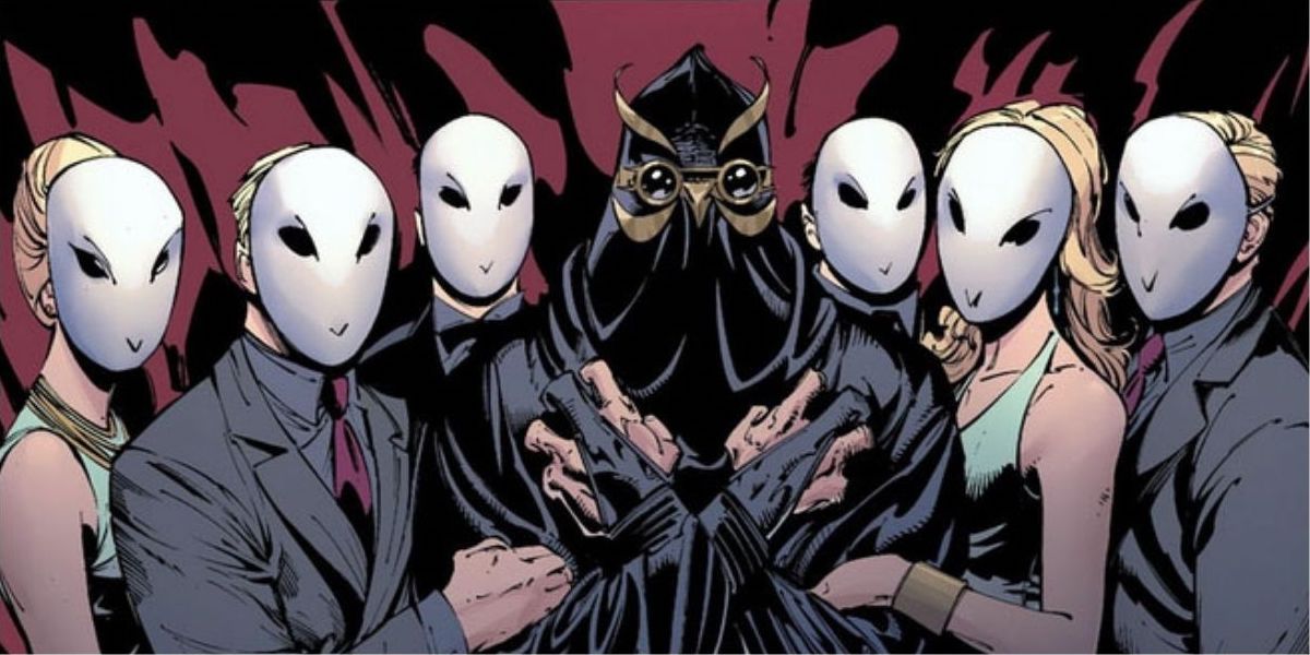 The court of Owls and talons pose for a photo