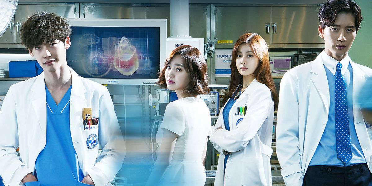 Park Hoon e Seung-Hee na sala de cirurgia em Doctor Stranger 