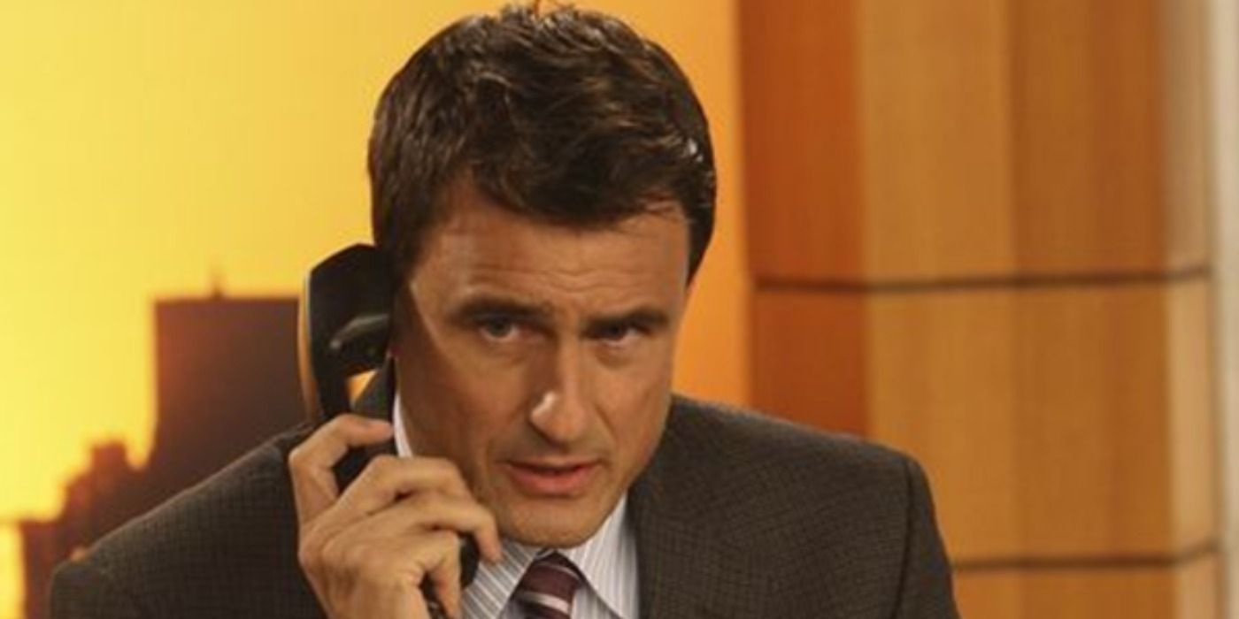 Don on the phone in How I Met Your Mother