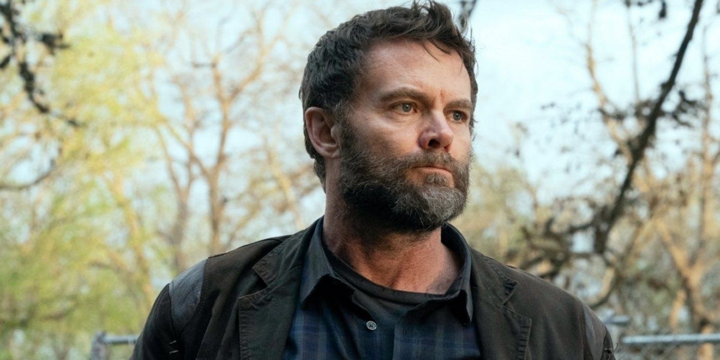 John Dorie from Fear the Walking Dead looking off to the side, with a beard.