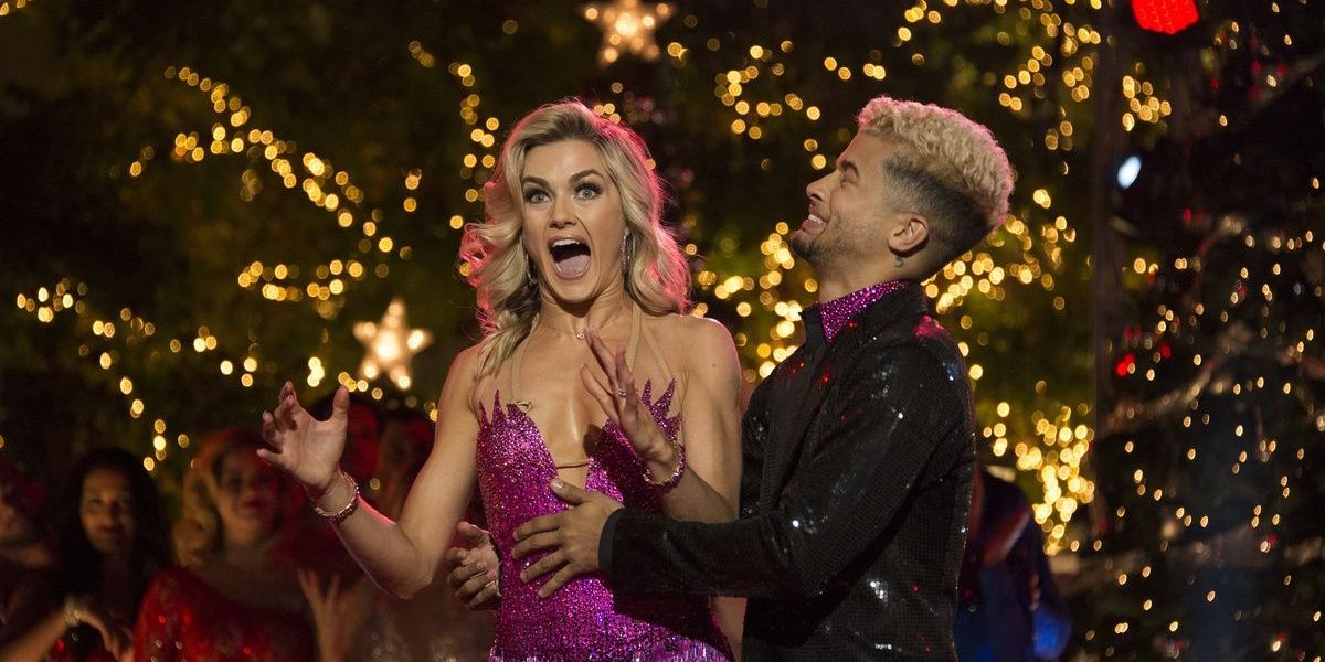Lindsay Arnold celebrates her win on DWTS