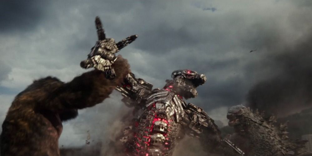 Godzilla and Kong fight Mechagodzilla at the same time in Godzilla Vs Kong