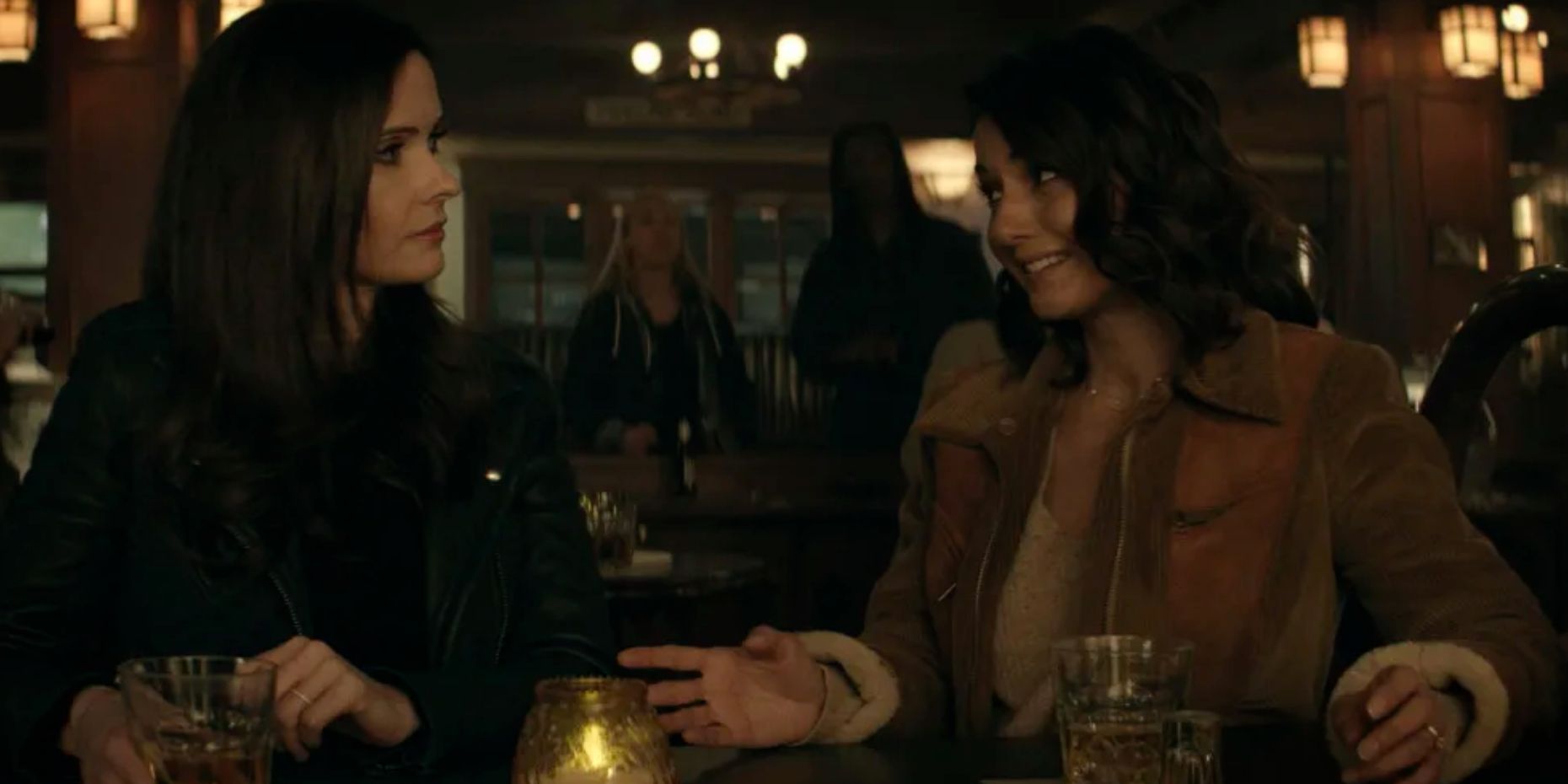 Lois and Lana meet for drinks in Superman and Lois