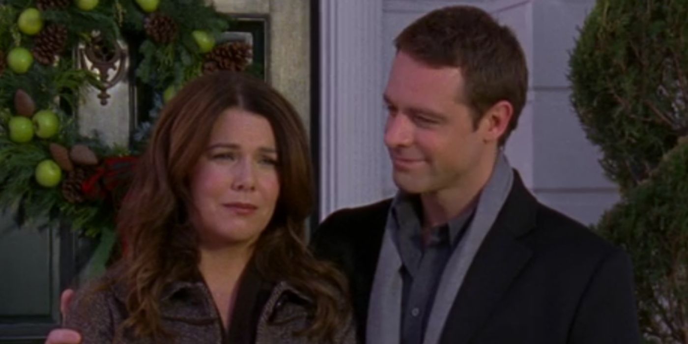 Luke and Chris standing in front of a possible house on Gilmore Girls