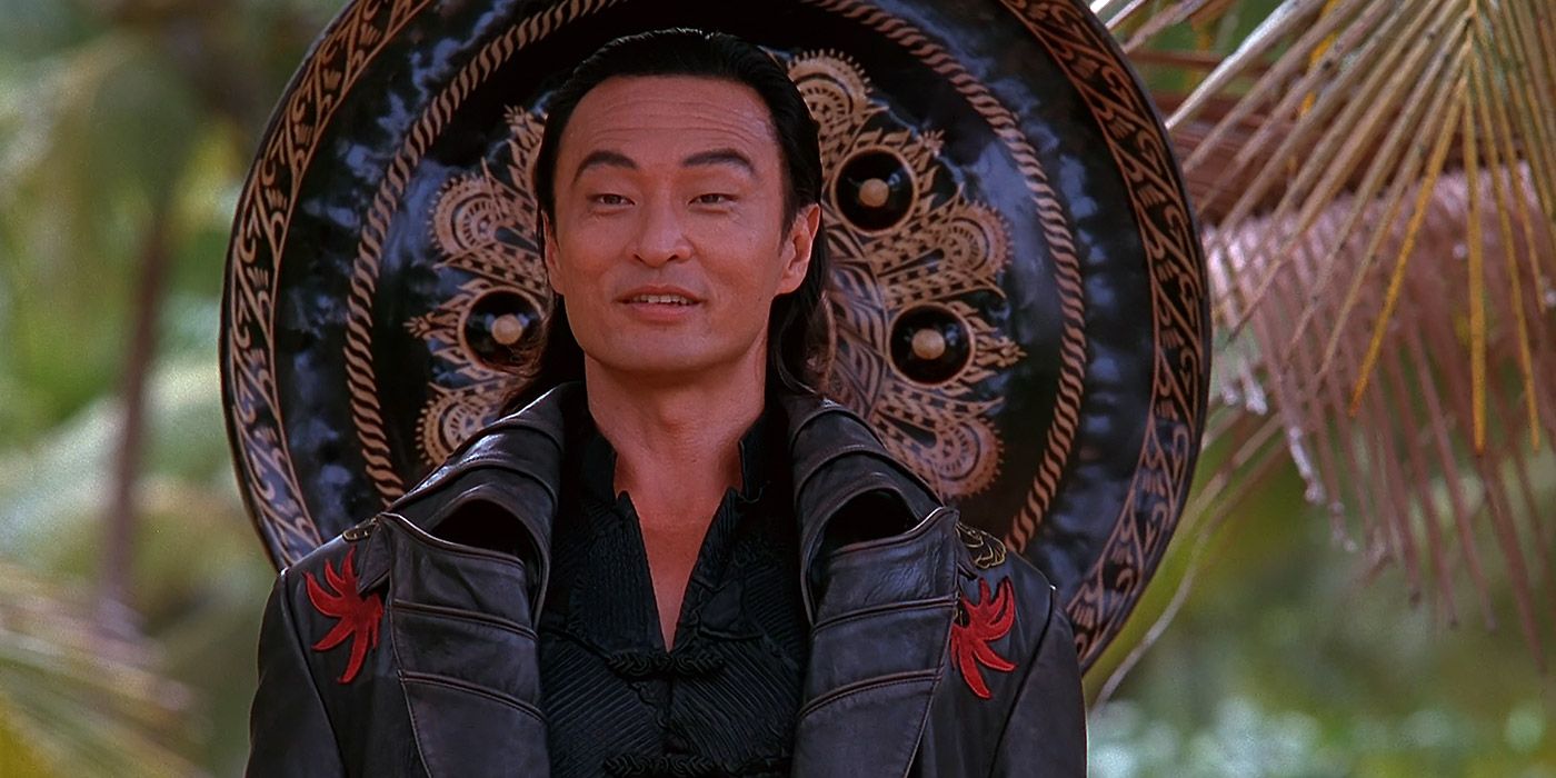 Shang Tsung presides over a new fight in 1995's Mortal Kombat
