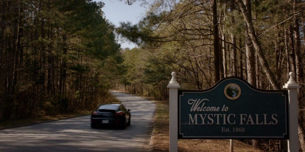 Mystic Falls town sign in The Vampire Diaries