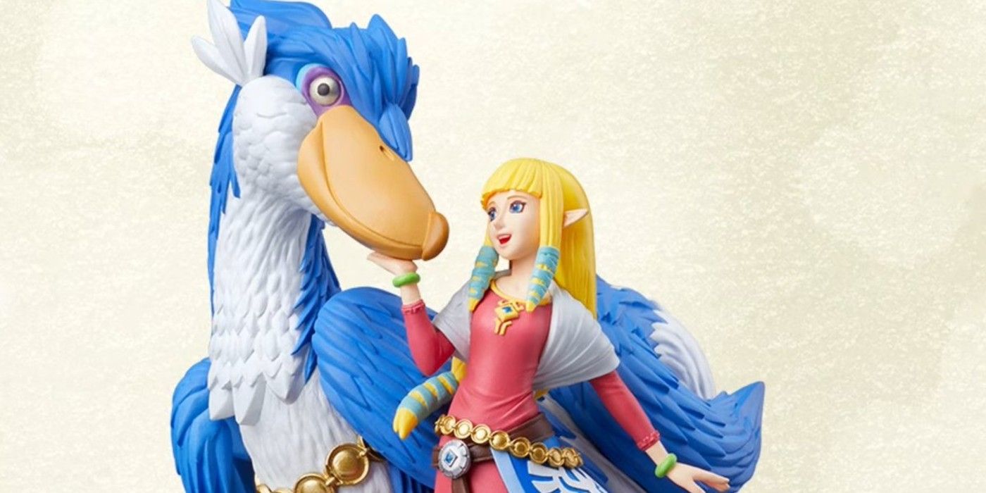 A close-up of and Amiibo showing Zelda from Skyward Sword and her Loftwing looking at each other.