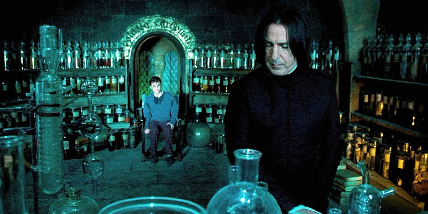 Professor Snape teaching Harry Potter's occlumency lessons