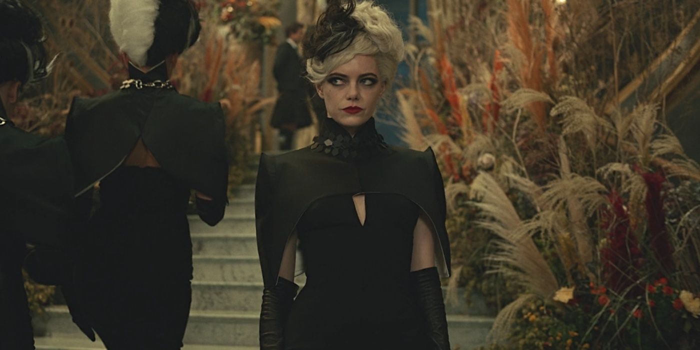 Emma Stone in Cruella -Straight Black Dress with Pointed Shoulder Jacket