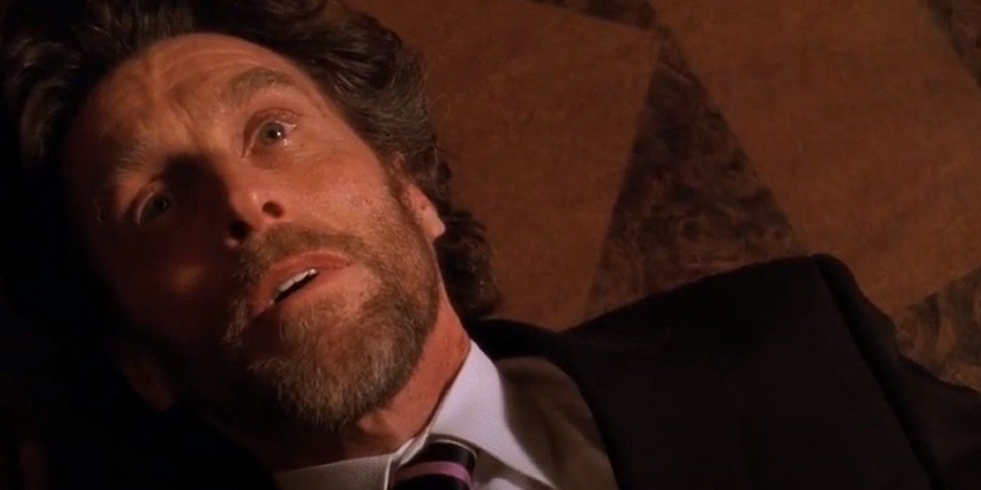 Lionel Luthor collpased on the ground in Smallville