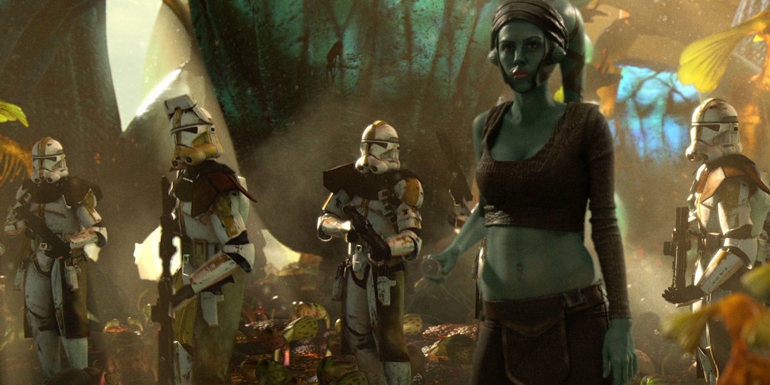 Aayla Secura surrounded by clones during Star Wars Order 66