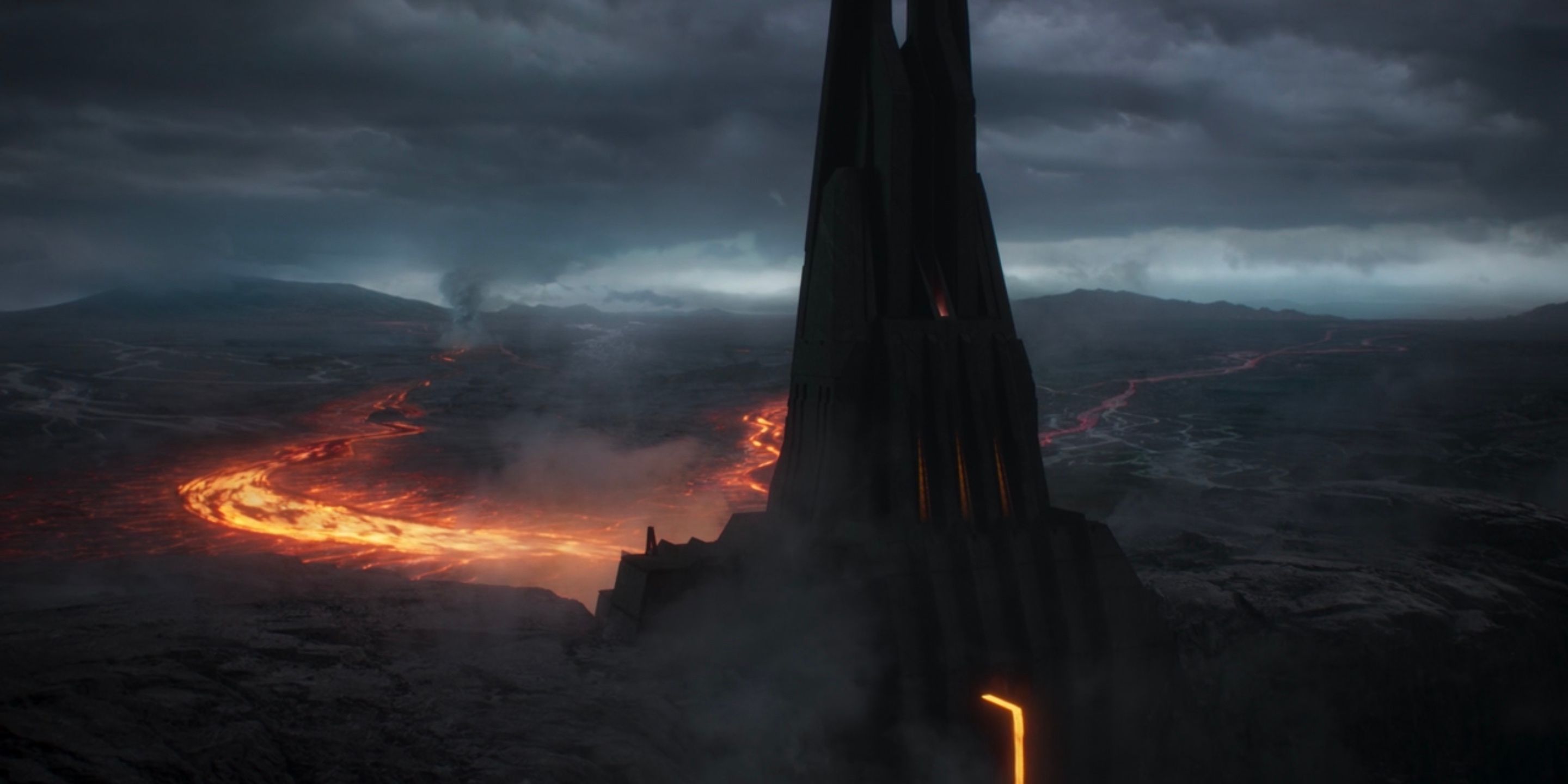 Star Wars Reveals Why Palpatine Sent Darth Vader To Mustafar In Episode 3