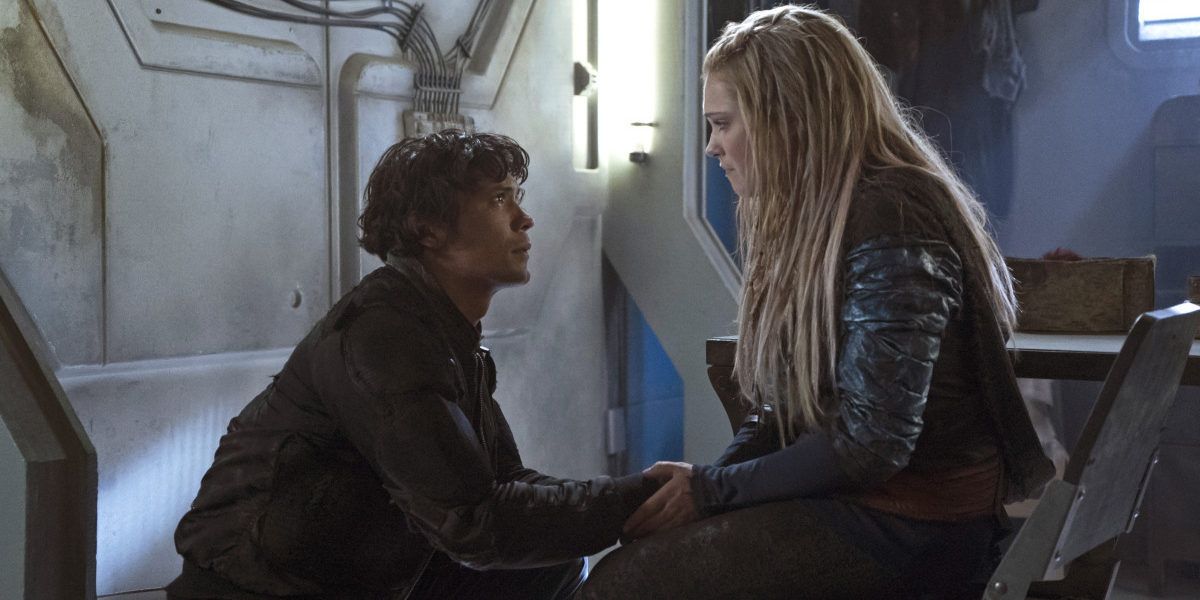 Bellamy and Clarke fight in The 100.
