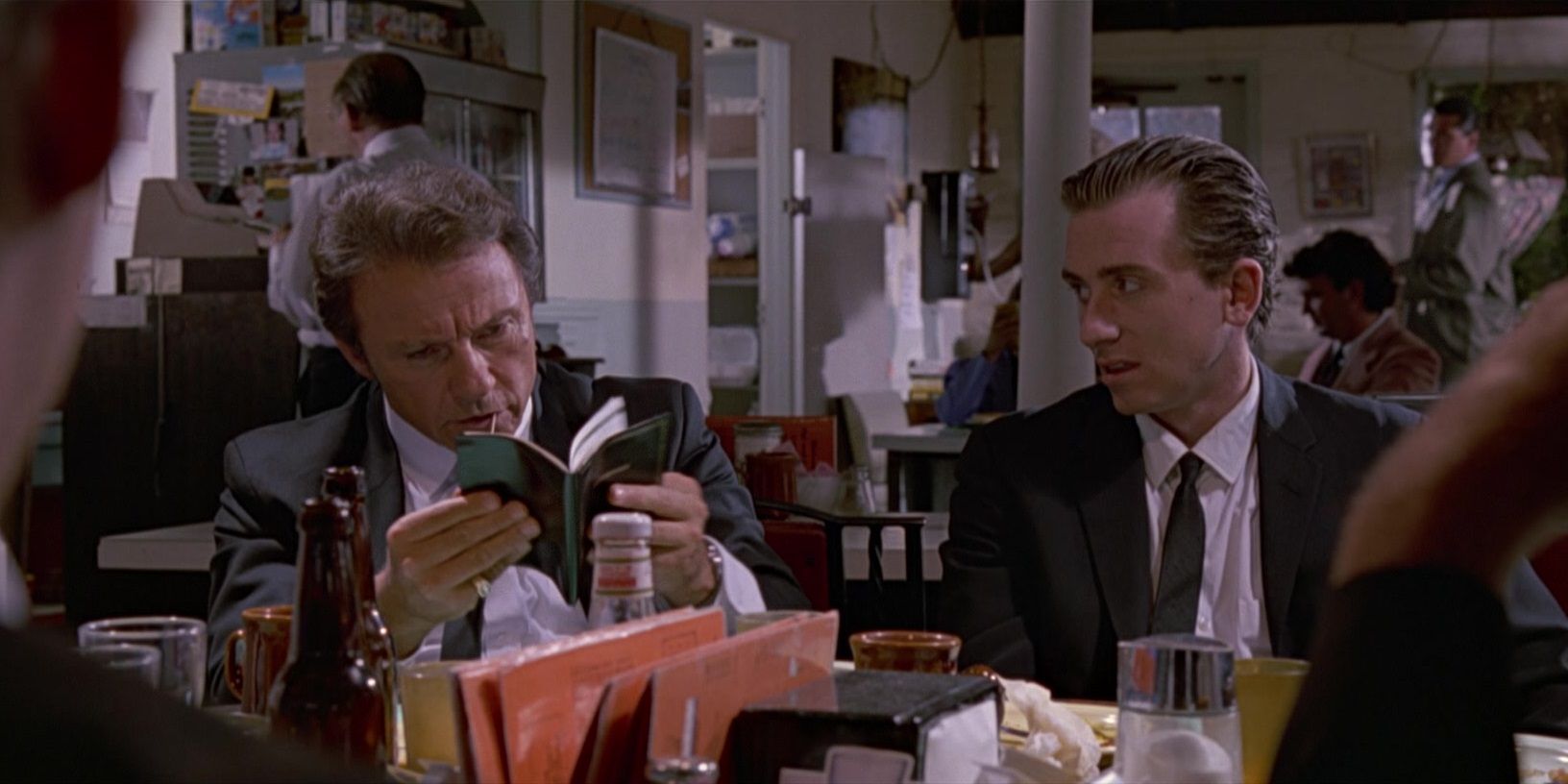 Harvey Keitel and Tim Roth in a diner in Reservoir Dogs