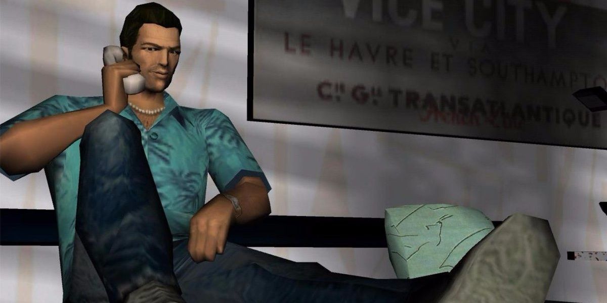 Tommy Vercetti on the phone with his feet up