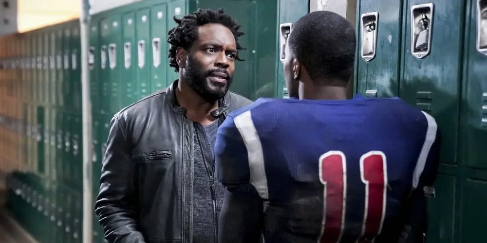 Corey talks with Spencer in locker room in All American