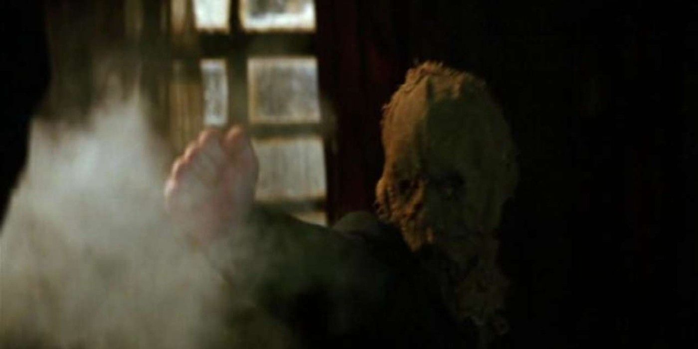 Why Scarecrow’s Toxin Didn’t Affect Gotham Earlier (Batman Begins Plot Hole?)