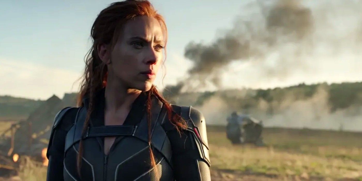 Natasha Romanoff looks to the distance in Black Widow