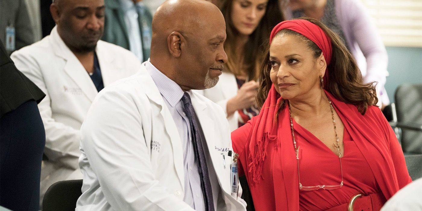 Richard Webber and Catherine Avery looking at each other in Grey&rsquo;s Anatomy