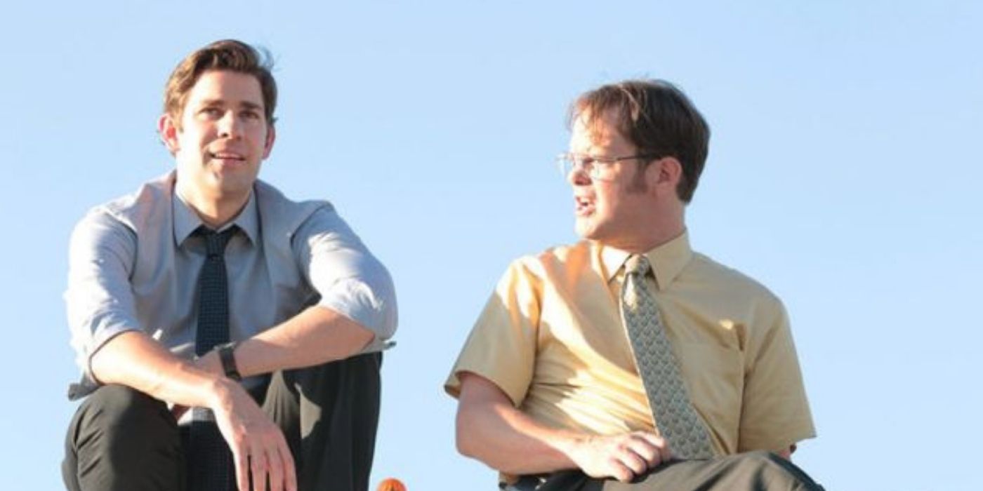 Jim e Dwight sentam em cima de um ônibus e conversam no The Office