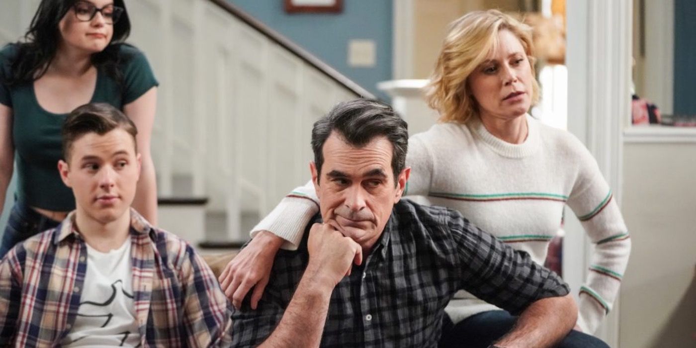Phil Dunphy with his wife and two of his children.