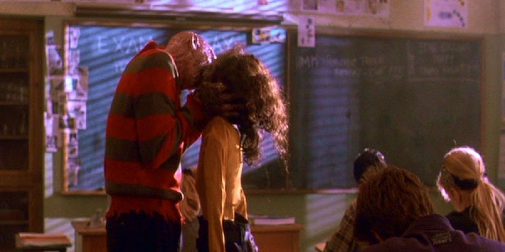 Freddy kiss-kills victim in A Nightmare On Elm Street: 4