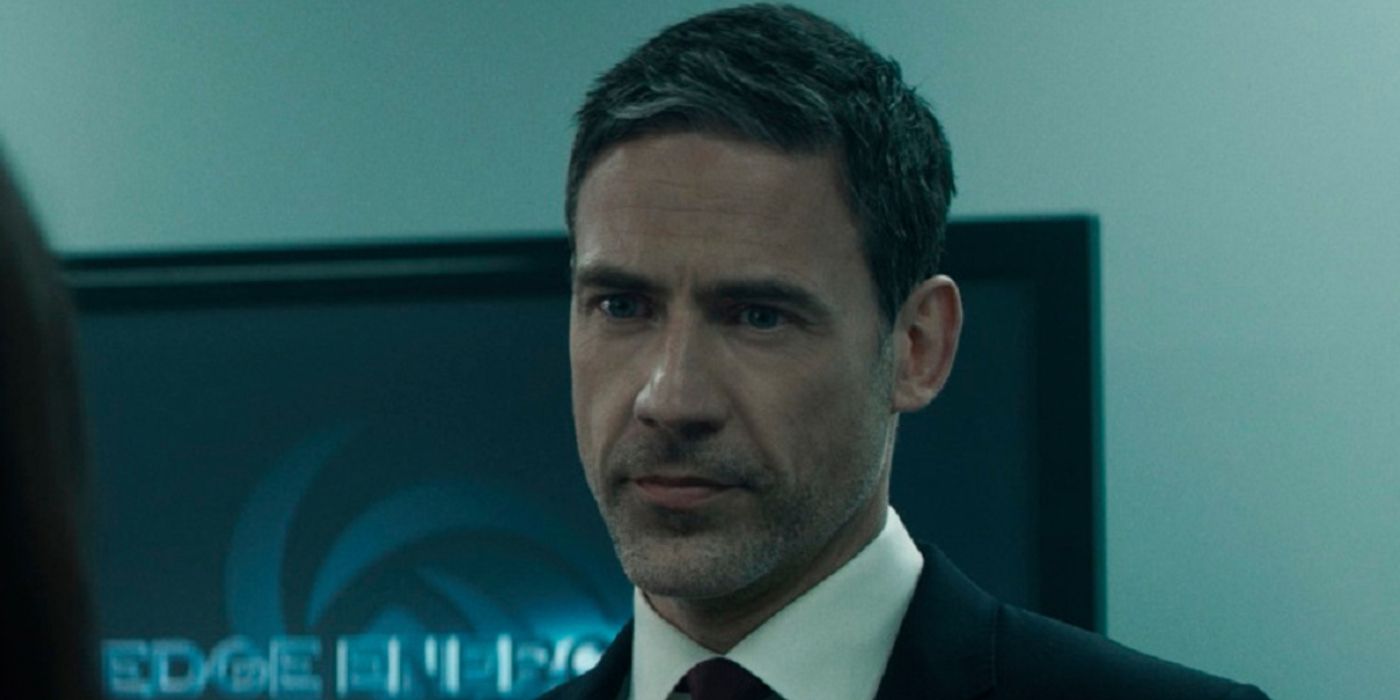 Adam-Rayner-As-Morgan-Edge-Maybe-General-Zod-On-Superman-And-Lois