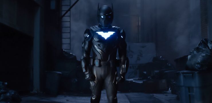 Batwoman-Season-2-Finale-Batwing-Suit
