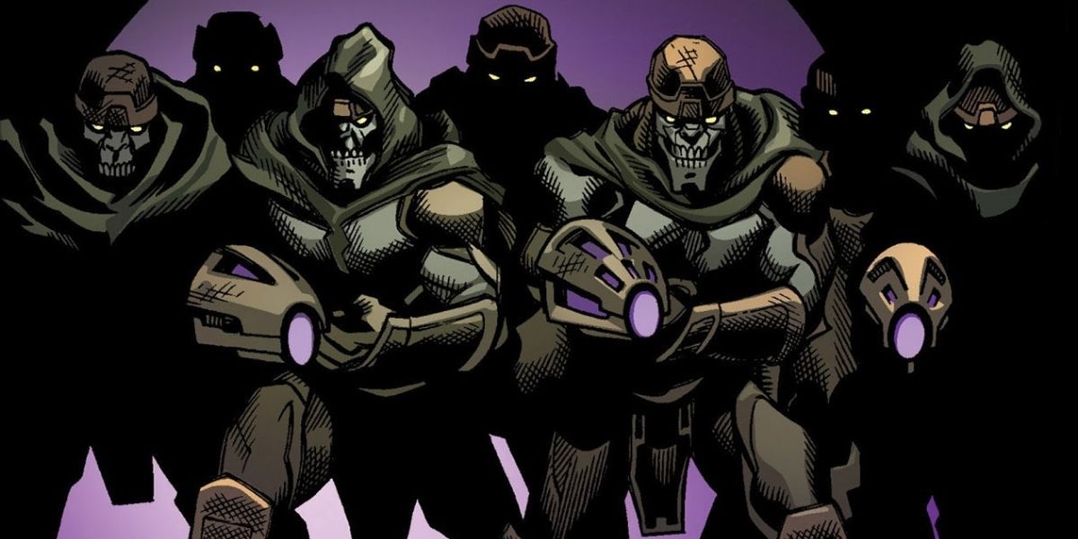 A group of Chitauri smiling from the dark