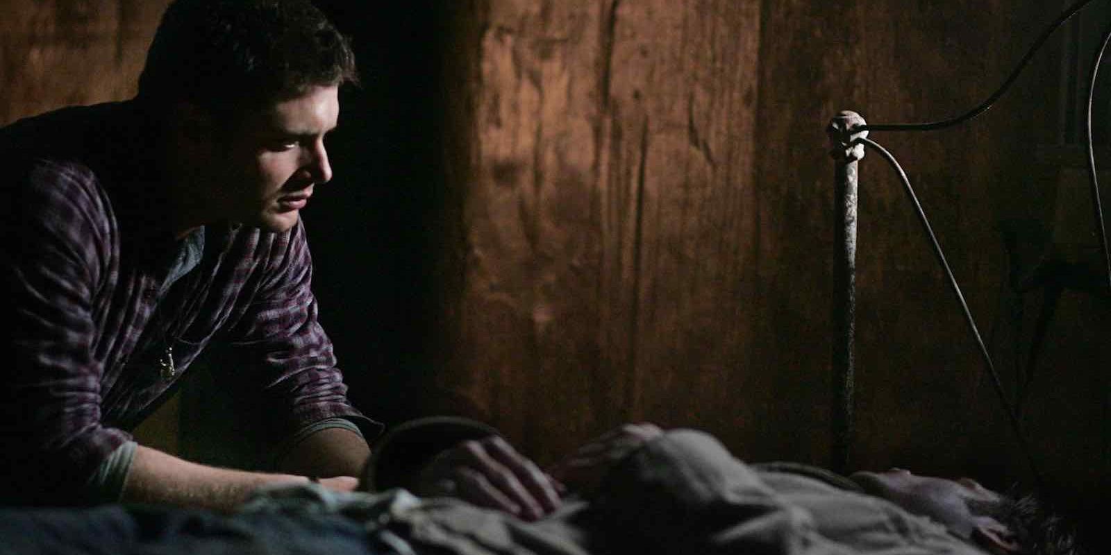 Dean looks at and speaks to Sam's dead body in Supernatural