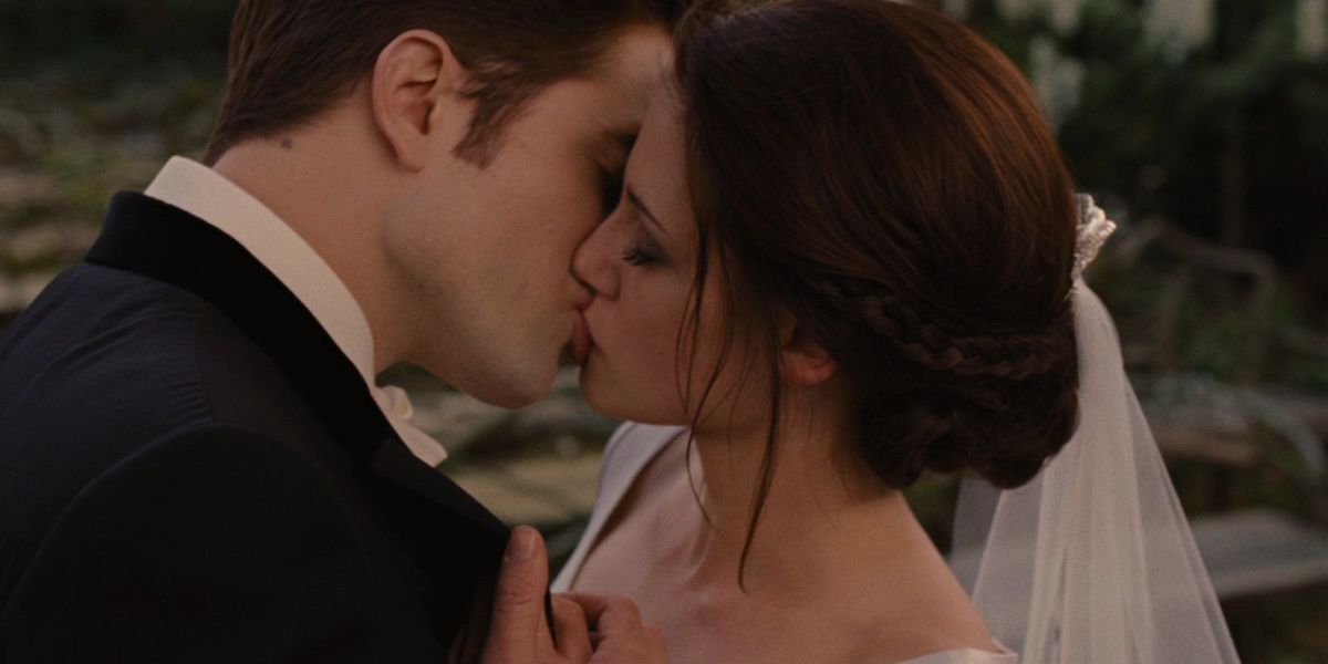 Twilight Top 10 Kiss Scenes In The Franchise Ranked