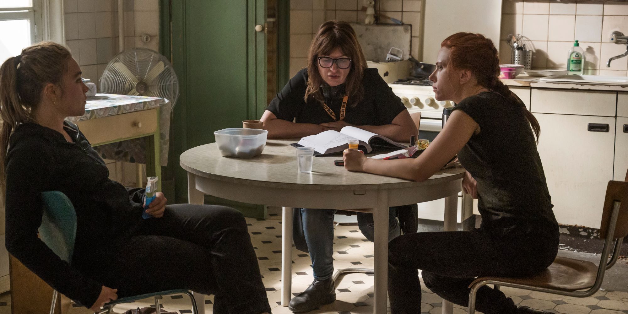 Florence Pugh, Cate Shortland and Scarlett Johansson on the set of Black Widow