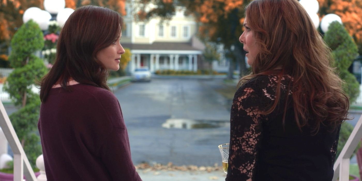Rory and Lorelai talking about Rory's pregnancy in Gilmore Girls: A Year In The Life