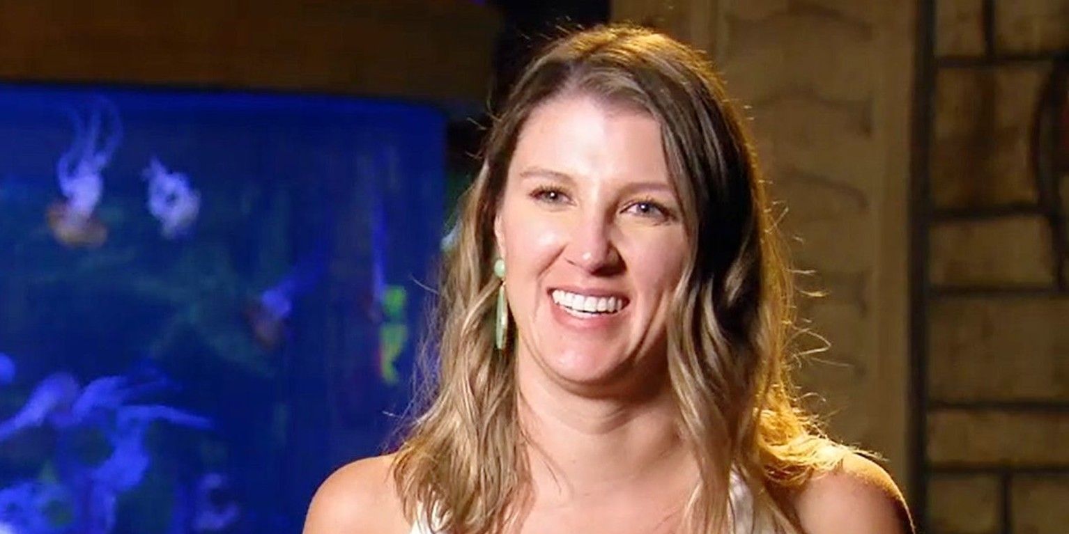 Haley Harris smiling to the camera in Married At First Sight.