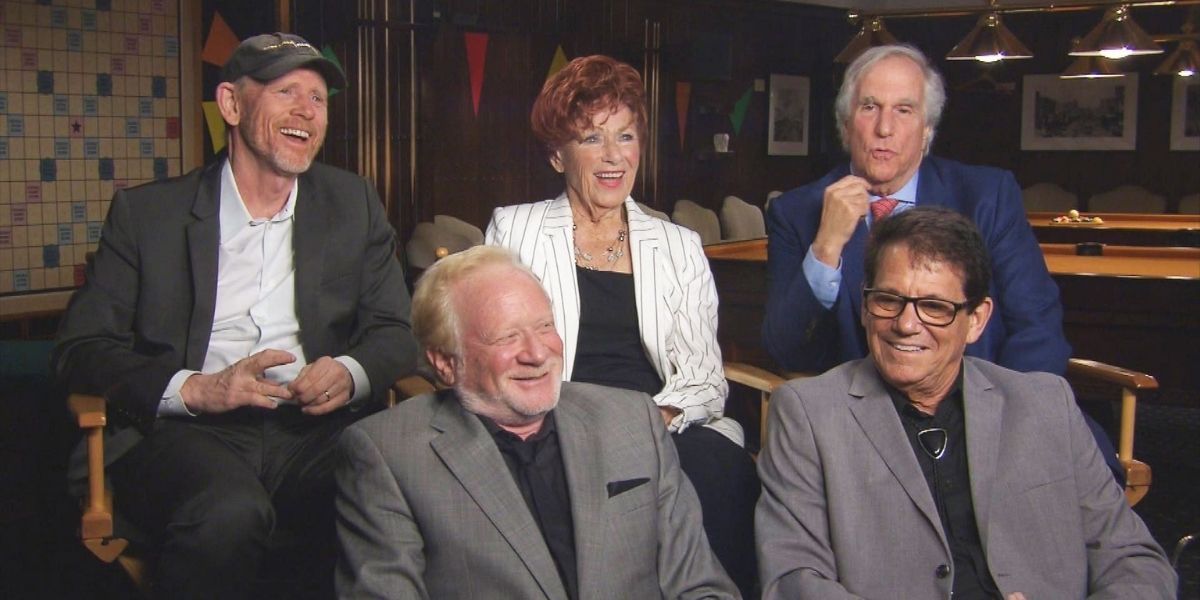 The cast of Happy Days reunites for an interview