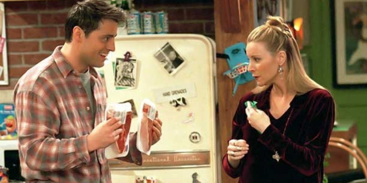 Joey Shows Meat to Phoebe Friends