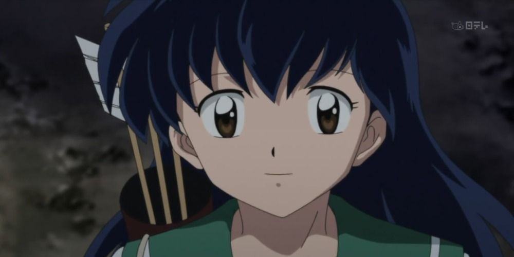 Kagome from Inuyasha with a quiver of arrows on her back