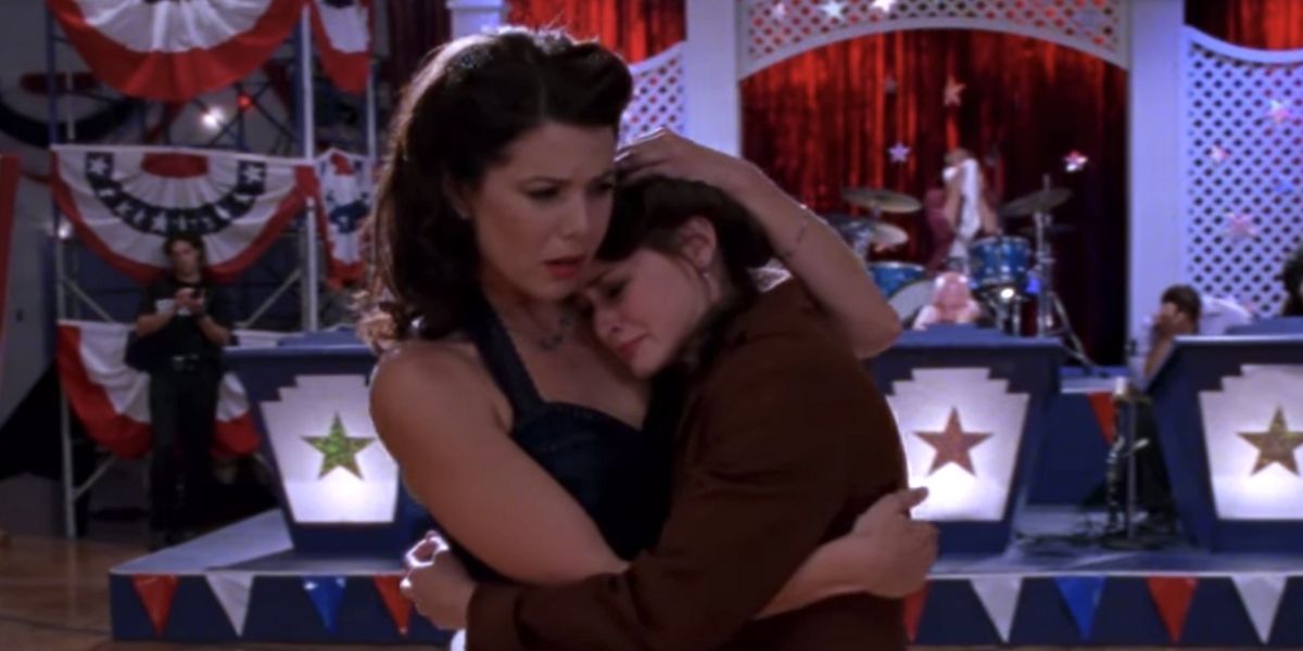 Lorelai consoles Rory after Dean dumps her