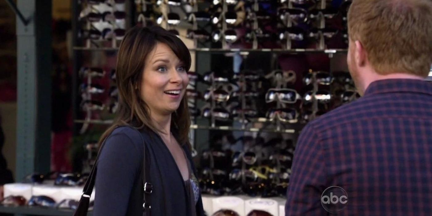 Mitchell meets Tracy in the mall on Modern Family