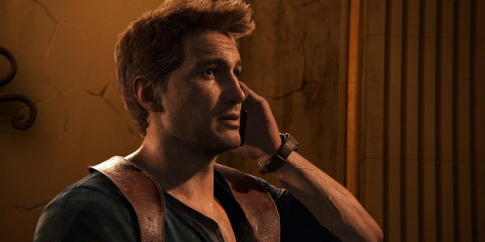 Nathan Drake on the phone in Uncharted 4 A Thief's End.