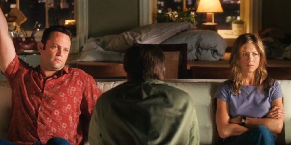 Jennifer Aniston, Vince Vaughn, and Jason Bateman in The Breakup