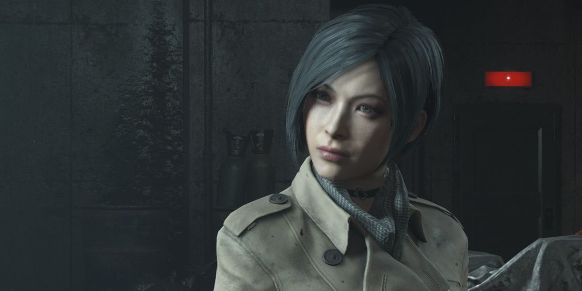 Ada Wong wearing a trench coat in the Resident Evil 2 remake.