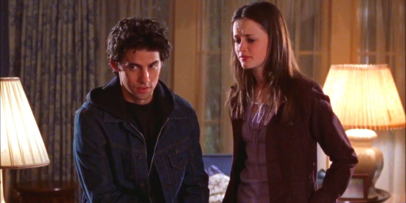 Rory talks to Jess at the keg party on Gilmore Girls