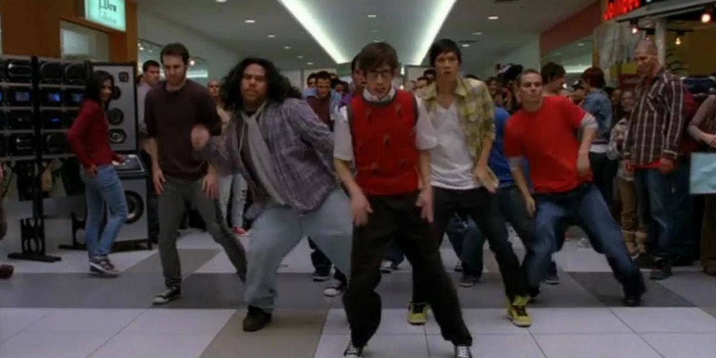 Glee 10 Wildest Things That Occurred During A Performance