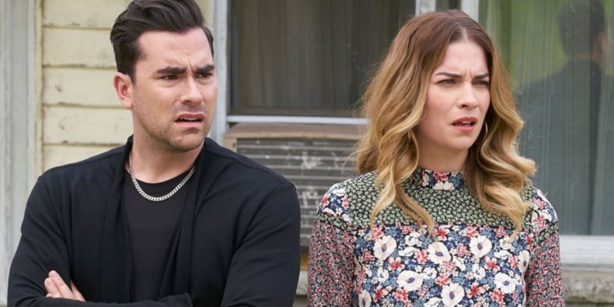 10 Funniest Running Gags On Schitt's Creek