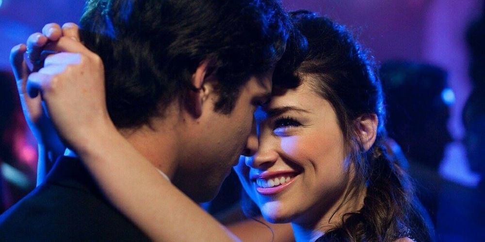 Scott and Allison dancing at Winter Formal in Teen Wolf