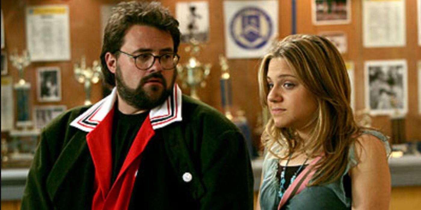 Kevin Smith in Degrassi: The Next Generation with Paige in the school.