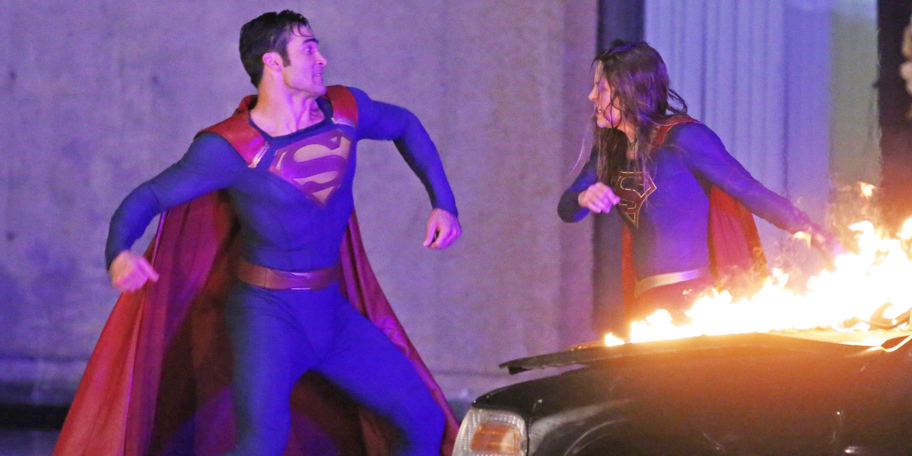 Superman and Supergirl fighting in Supergirl